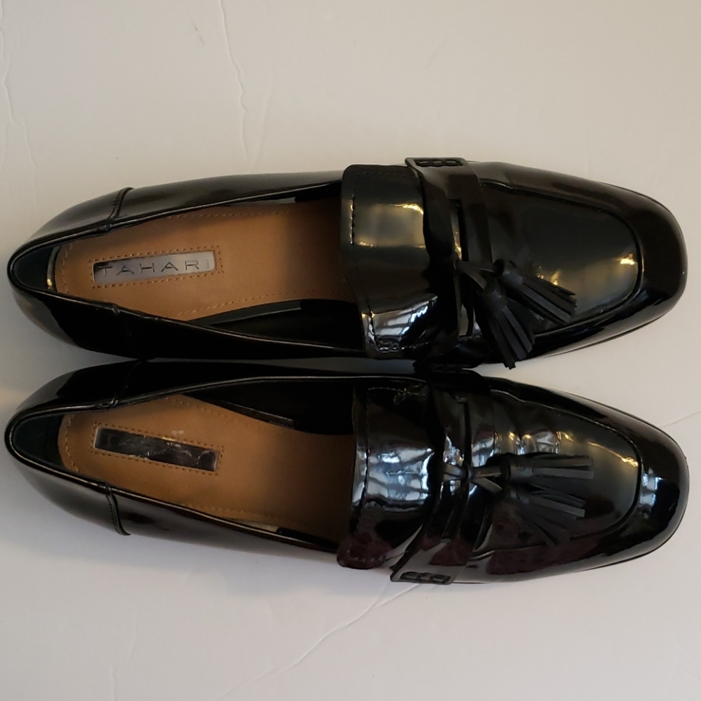 Tahari Tina shoes.